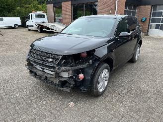 Land Rover Discovery Sport P300 HYBRIDE AWD AUTOMAAT.   21284KM. !! picture 2