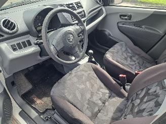 Suzuki Alto 1.0i comfort picture 3