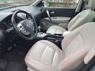 Nissan Qashqai 2.0i tekna automaat picture 4