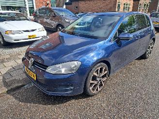 Volkswagen Golf 1.2 tsi trendline picture 2
