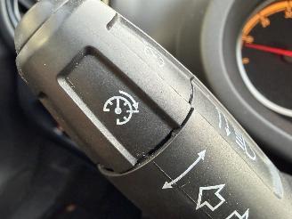 Opel Corsa 1.4-16V \'111\'Edition AIRCO NIEUWE APK picture 17