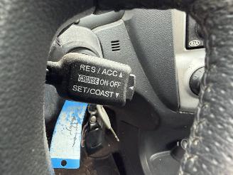 Kia Sportage 2.0 CVVT AIRCO LEDER CRUISE picture 16