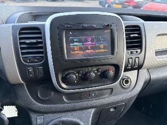 Renault Trafic 1.6 dCi L2H1 Comfort AIRCO NAVI PDC 3-pers. picture 11