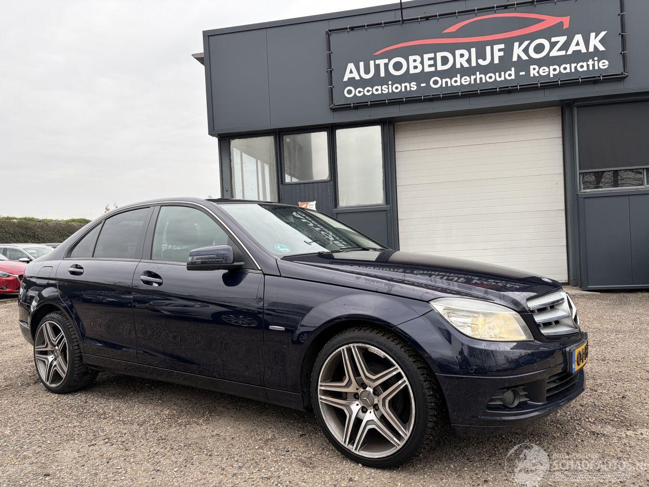 Mercedes C-klasse 180 CGI BlueEfficiency Business Class Leder