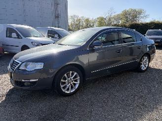 Volkswagen Passat 2.0 TFSI Comfortline AIRCO sedan AUTOMAAT picture 2