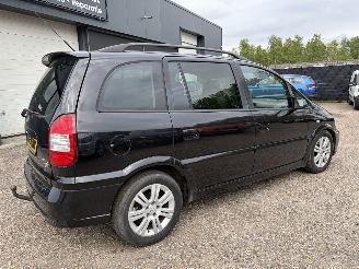Opel Zafira -A 2.0-16V OPC AIRCO 7-pers. NIEUWE APK picture 4