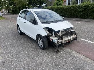 Démontage voiture Toyota Yaris 1.0-12V 2011/1