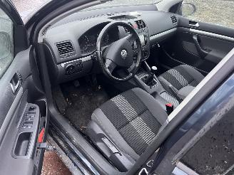 Volkswagen Golf 1.4-16V picture 5