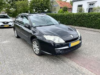 Salvage car Renault Laguna 2.0-16V Combi 2009/7
