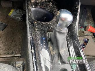 Toyota C-HR C-HR (X1,X5), SUV, 2016 2.0 16V Hybrid picture 12