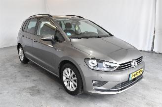 Coche accidentado Volkswagen Golf Sportsvan  2015/4