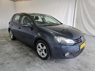 Unfallwagen Volkswagen Golf 1.2 TSI TourII BlueM 2010/10