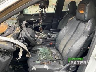 Peugeot 5008 5008 II (M4/MC/MJ/MR), MPV, 2016 / 2024 1.2 12V e-THP PureTech 130 picture 11