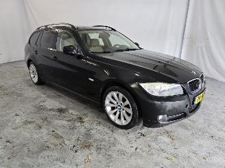 Voiture accidenté BMW 3-serie 318i Business Line 2009/6