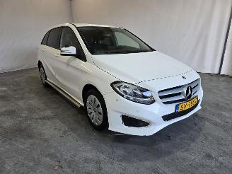 Unfallwagen Mercedes B-klasse 220D Ambition 2018/8