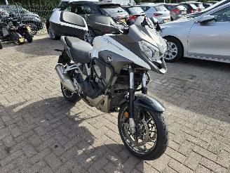 uszkodzony motocykle Honda VFR 800 VFR 800X Crossr. ABS 2016/5