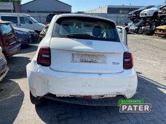 Fiat 500E 500e (332), Hatchback, 2020 42 kWh 3+1 picture 5