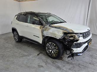 Damaged car Jeep Compass 4xe 240 Hybrid Summit 2024/7