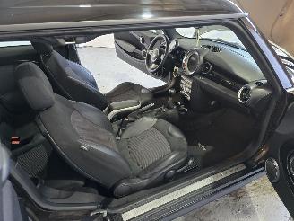 Mini Clubman 1.6 Cooper S picture 13