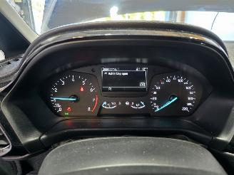 Ford Fiesta 1.0 EcoB. Titanium picture 23