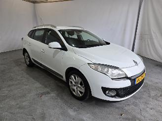 Vaurioauto  passenger cars Renault Mégane 1.5 dCi Expression 2013/3