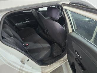 Renault Mégane 1.5 dCi Expression picture 17