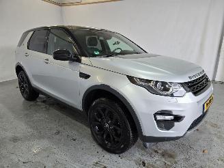 Damaged car Land Rover Discovery Sport 2.0 TD4 HSE 2017/8