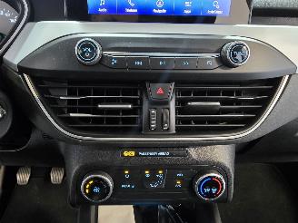 Ford Focus 1.0 EcoBoost Hybrid Trend Edition Business picture 34