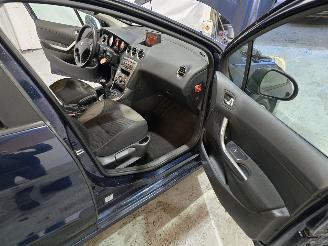 Peugeot 308 1.6 VTi Signature picture 11