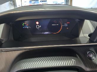 Peugeot 2008 1.2 Hybrid 145 GT picture 30