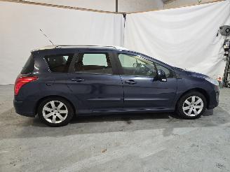 Peugeot 308 1.6 THP XT picture 8
