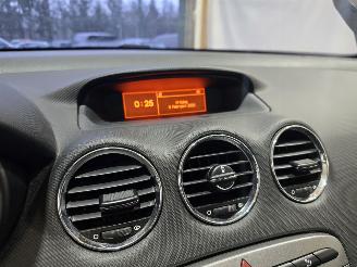 Peugeot 308 1.6 THP XT picture 23