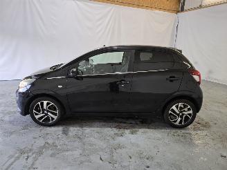 Peugeot 108 1.2 VTi Allure picture 4