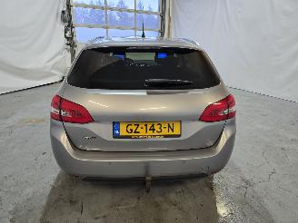 Peugeot 308 SW 1.6 BlueHDI Blue Lease Executive Pack picture 6