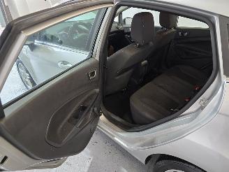 Ford Fiesta 1.0 Titanium picture 19