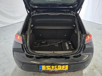 Peugeot 208 1.2 PT picture 20