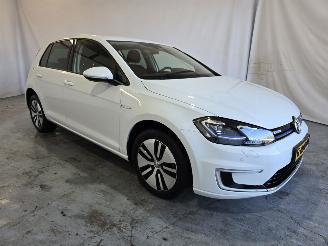 skadebil auto Volkswagen Golf E-Golf 2019/10