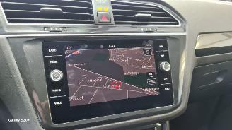 Volkswagen Tiguan 1.4 TSI Comfortline Business picture 35