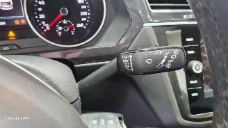 Volkswagen Tiguan 1.4 TSI Comfortline Business picture 29