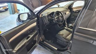 Mitsubishi Outlander 2.0 PHEV Instyle picture 13