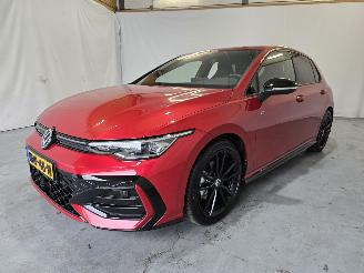 Volkswagen Golf 1.5 eTSI R-Line Edition picture 3