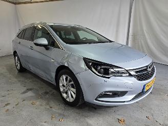 Schadeauto Opel Astra SPORTS TOURER+ 2017/6