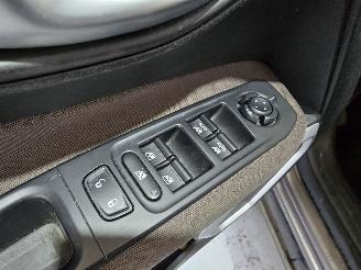 Jeep Renegade 1.4 MAir Night Eagle picture 24