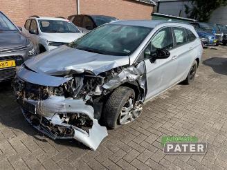 Salvage car Opel Astra Astra K Sports Tourer, Combi, 2015 / 2022 1.6 CDTI 110 16V 2017/6