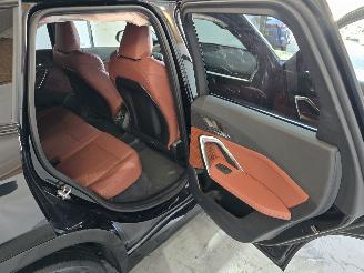 BMW iX1 eDrive20 67 kWh M Sport Edition picture 19