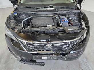 Peugeot 5008 1.2 PureTech Crossway Avantage picture 17