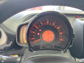 Toyota Aygo 1.0 VVT-i x-cite picture 34