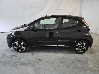 Toyota Aygo 1.0 VVT-i x-cite picture 4