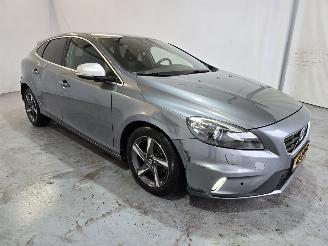  Volvo V-40 2.0 D2 R-Design Business 2015/8