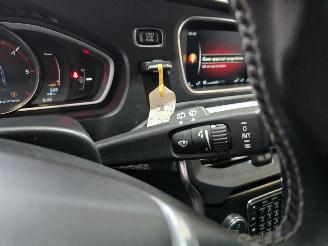 Volvo V-40 2.0 D2 R-Design Business picture 31